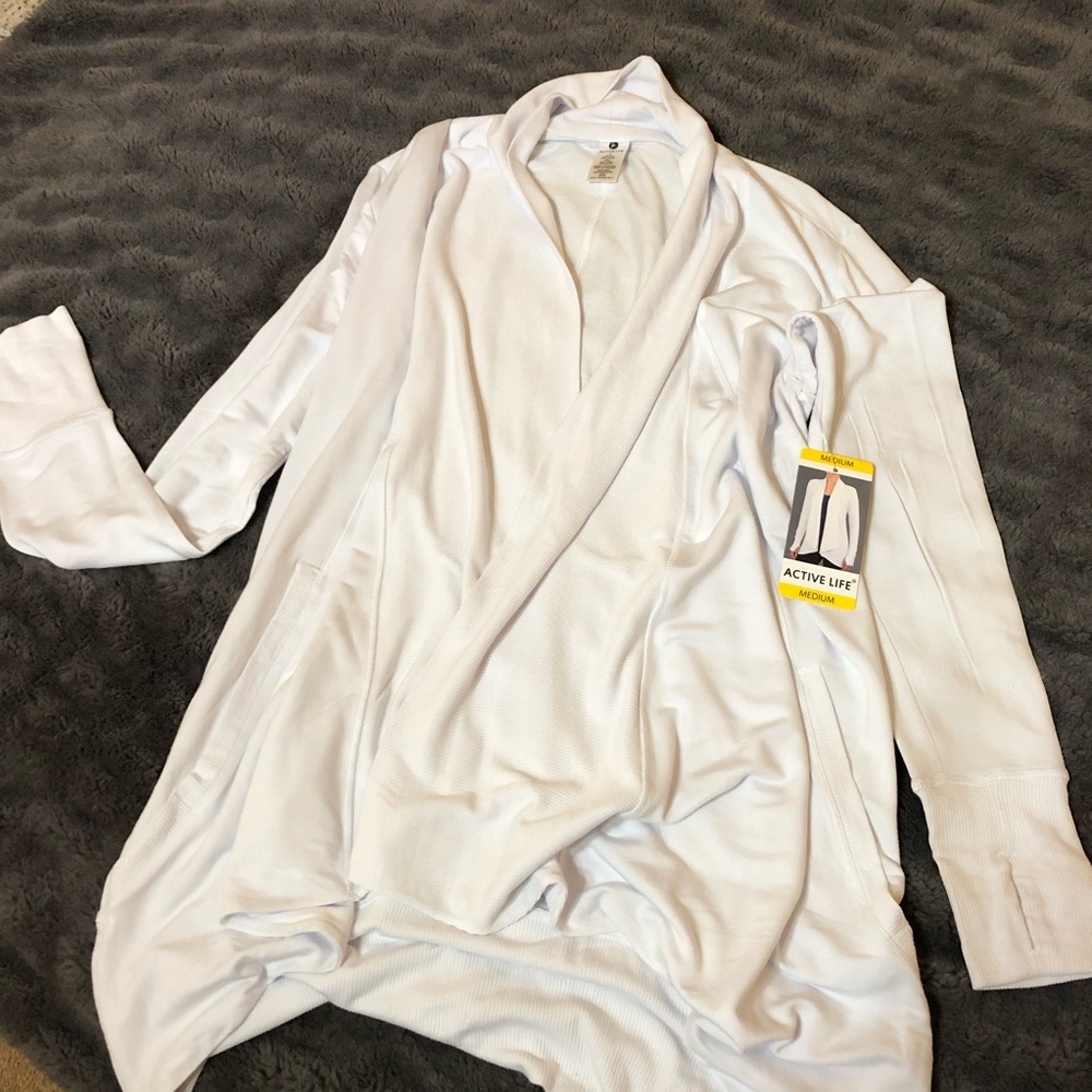 🆕 Super Soft Active Life Cardigans B&W - Lot of 2 - Picture 2 of 5